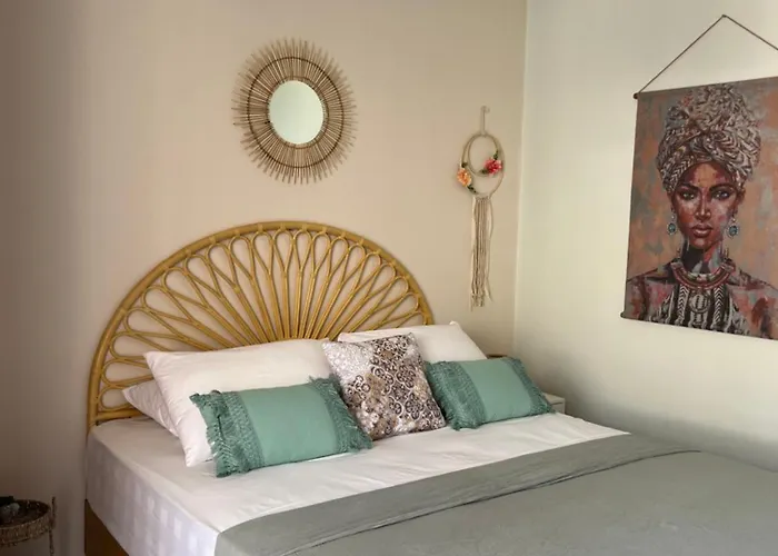 Melina\'S Apartments