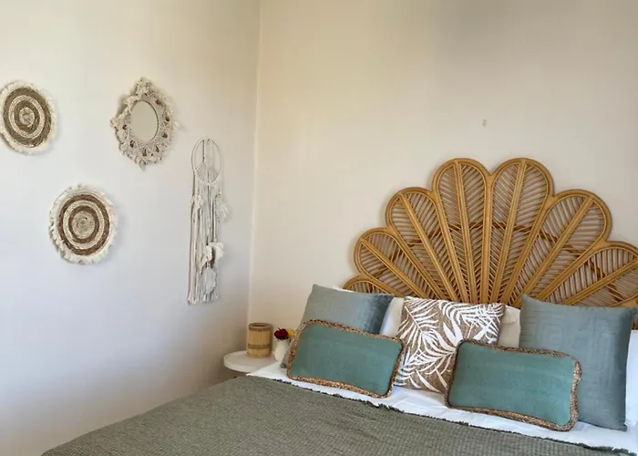 Melina\'S Apartments