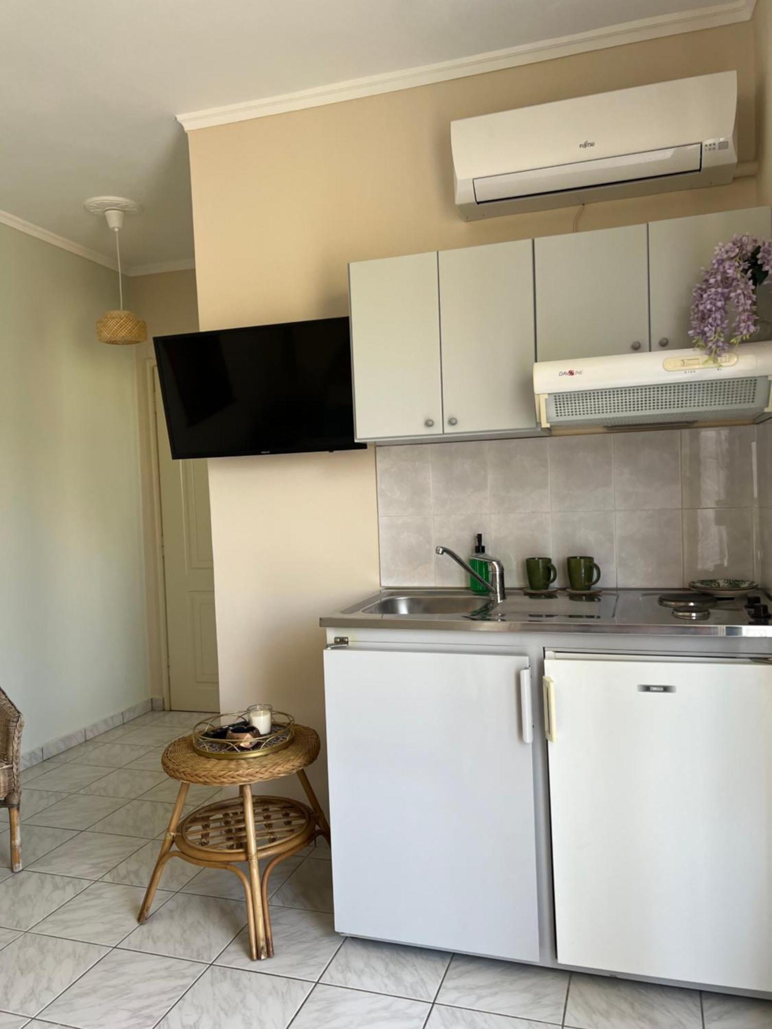 Melina's Apartment *
